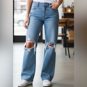 Pacsun Women's Y2K Low Rise Baggy Wide Leg Distressed Jeans Light wash , Size 25